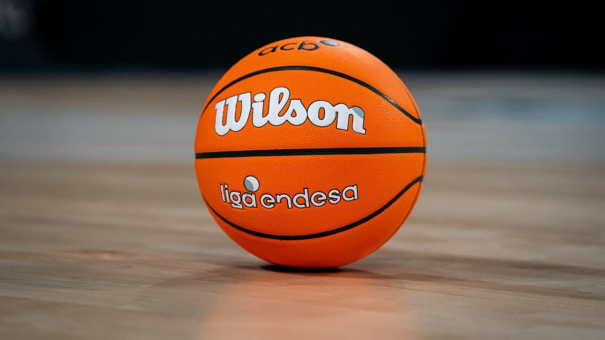 Wilson presenta el nuevo balón de la ACB.