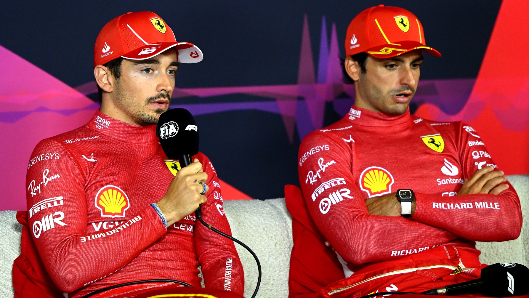 Máxima tensión entre Charles Leclerc y Carlos Sainz. (Getty)