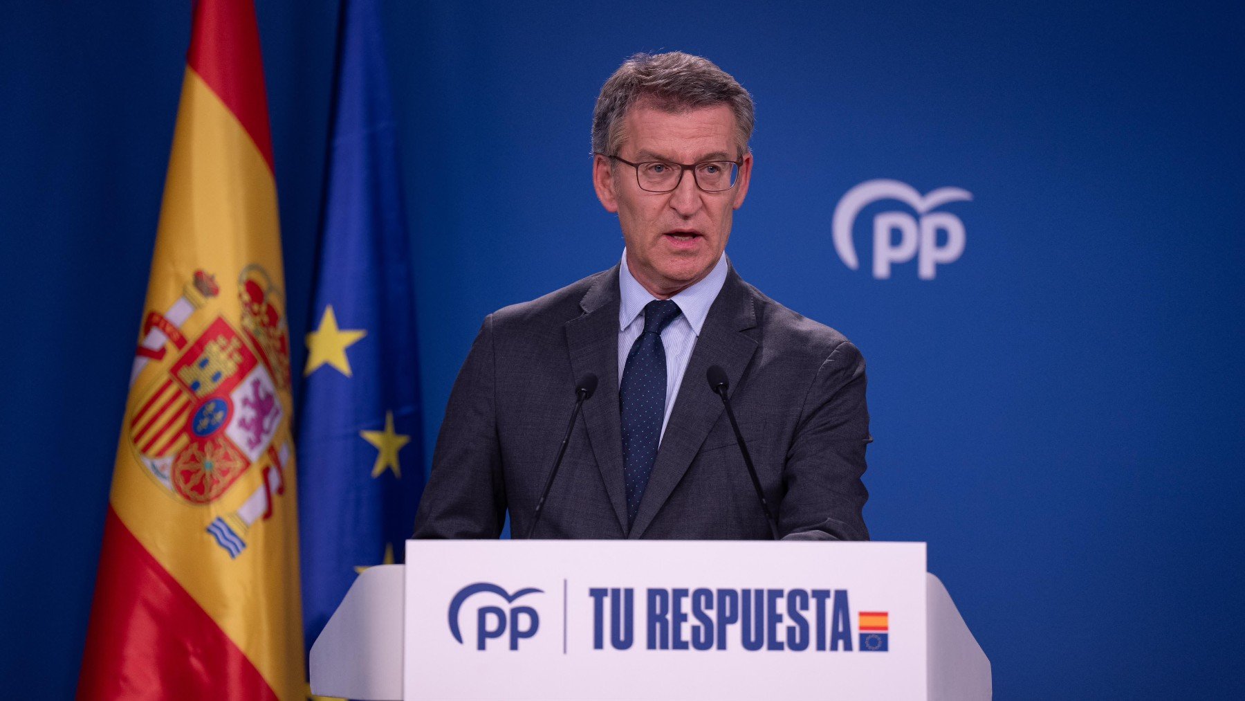 Feijóo en rueda de prensa. (Foto: Diego Puerta)