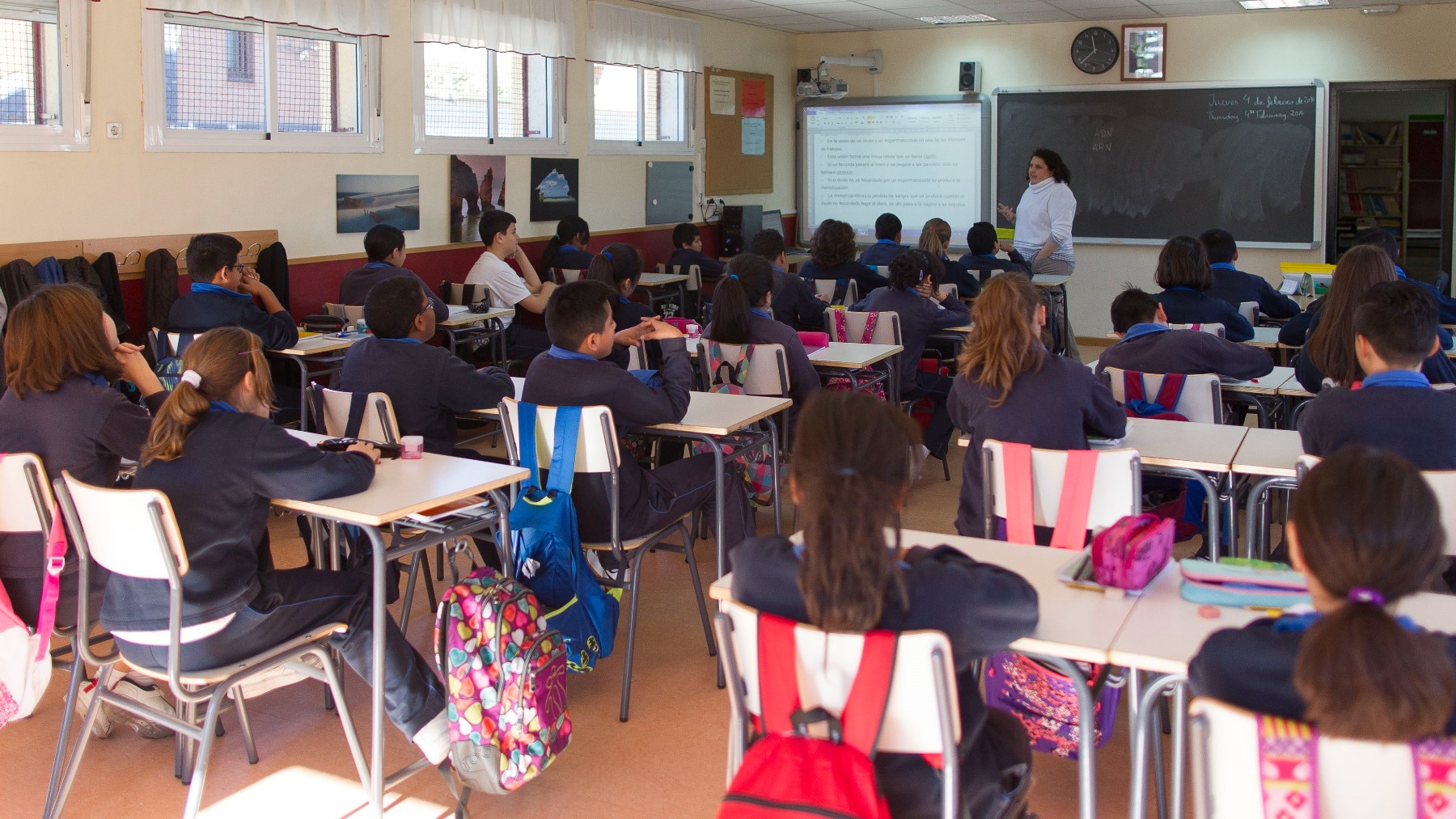 Un grupo de niños en clase. (EP)