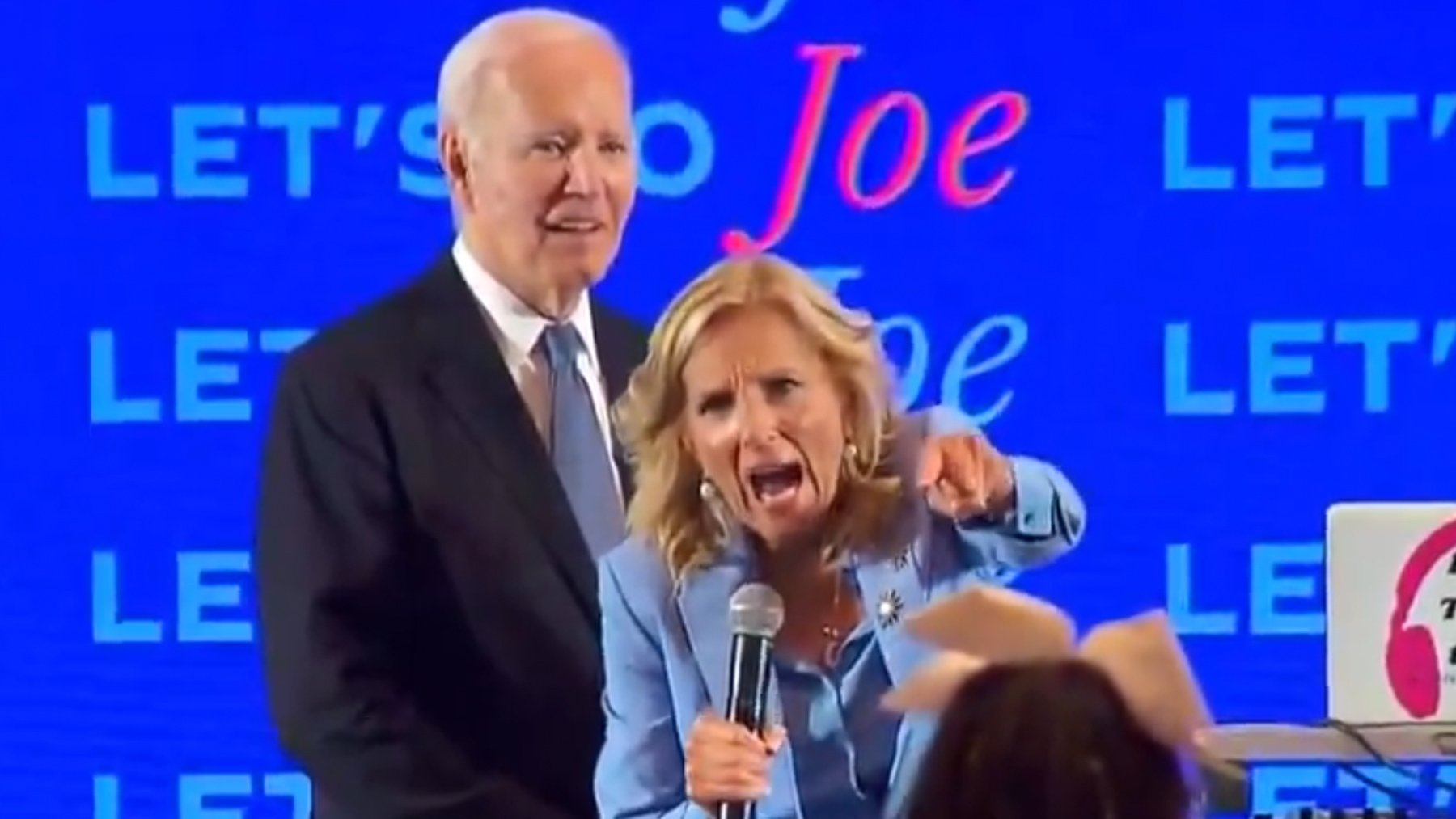 El presidente de los Estados Unidos, Joe Biden junto a su mujer, Jill Biden.