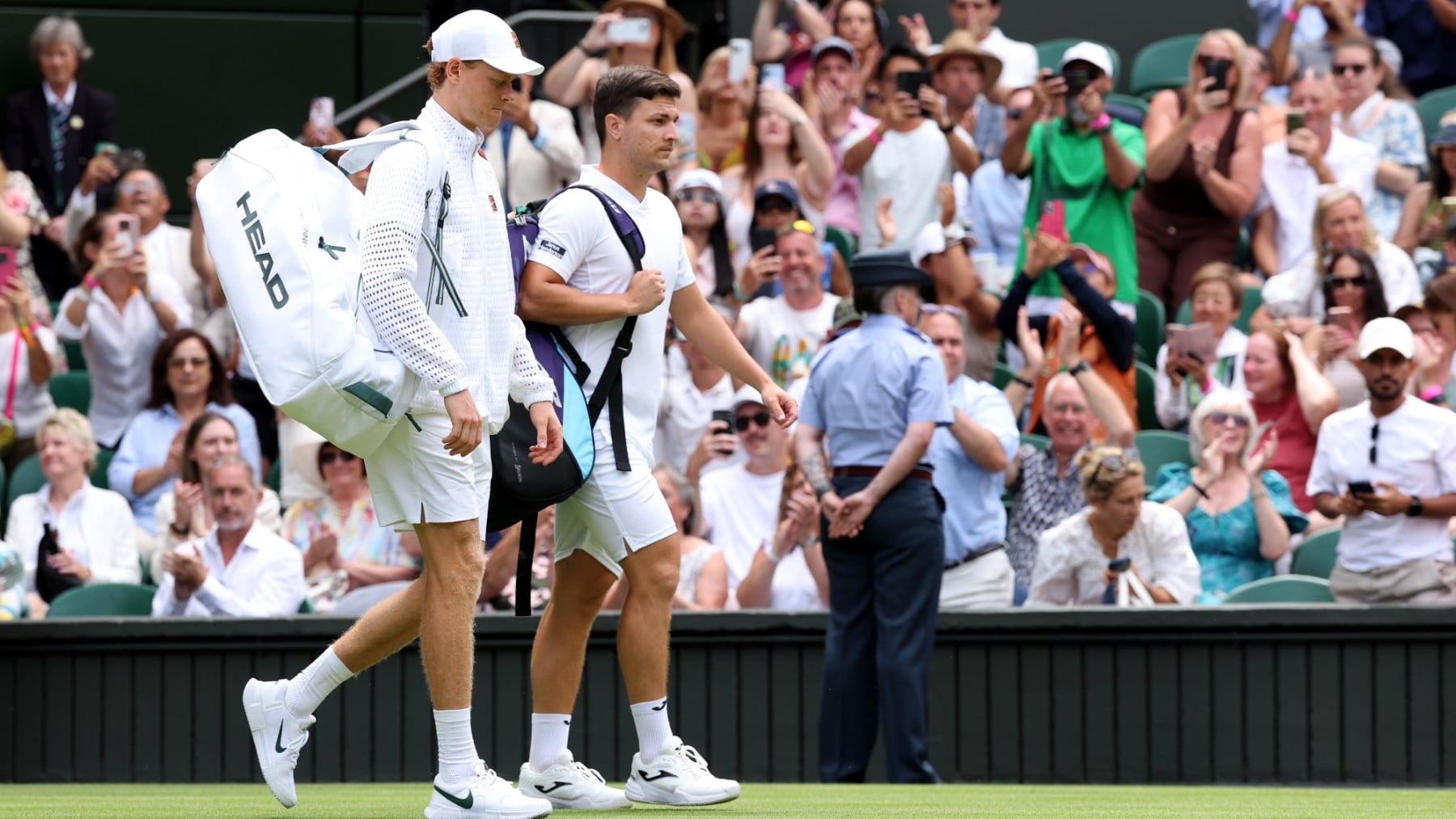 Sinner, en su partido de debut en Wimbledon. (Getty)