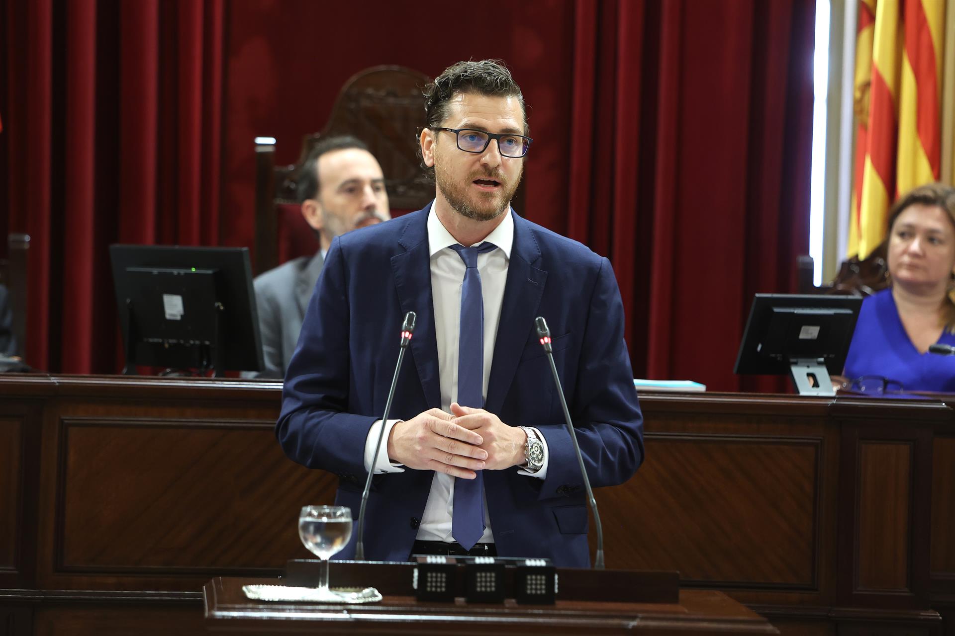 El portavoz del PP, Sebastià Sagreras, en el Parlament.