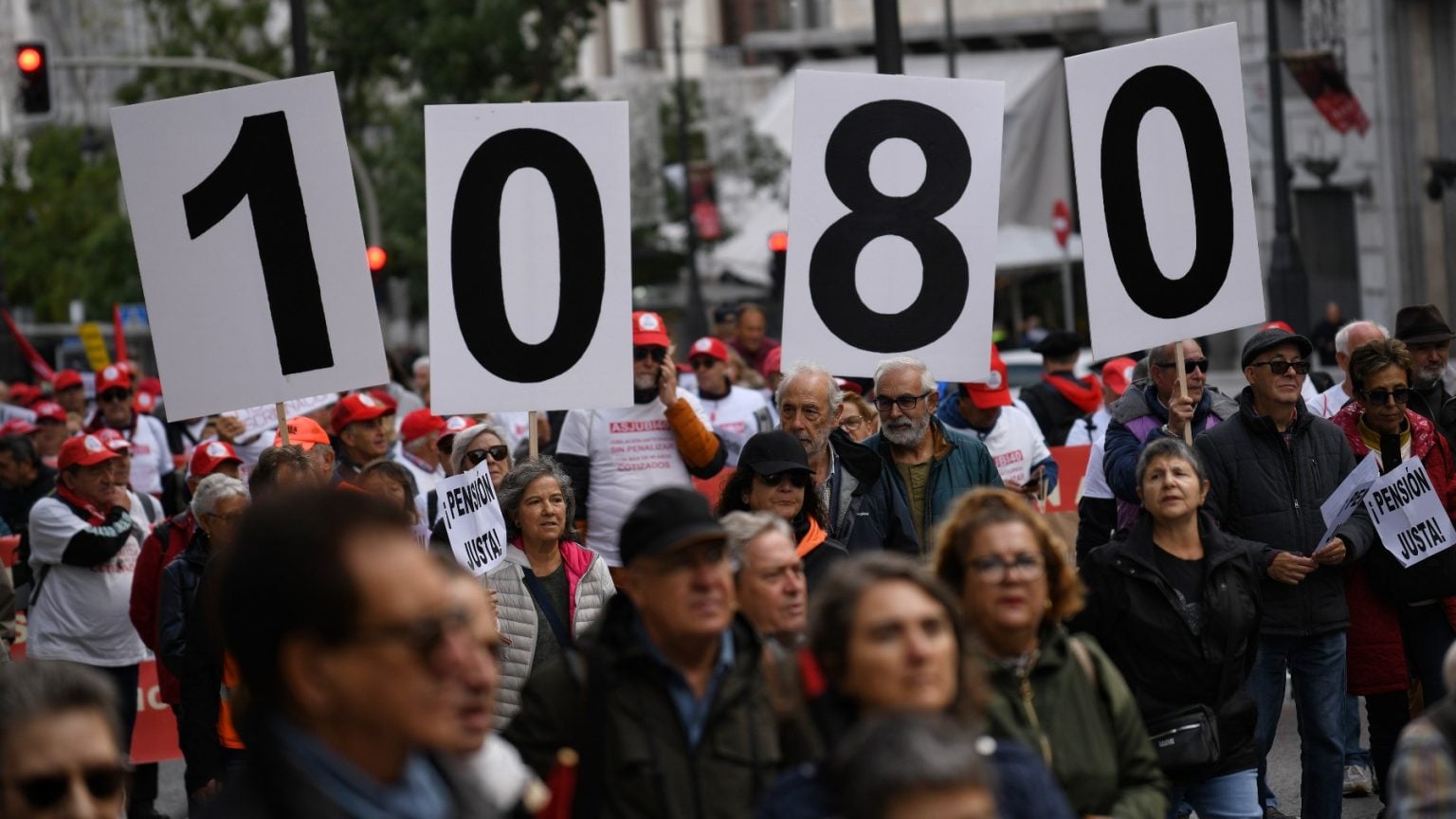 Nuevo aviso a los nacidos entre 1960 y 1970: la edad a la que podrás ...