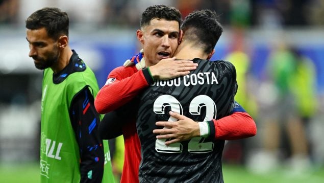 Diogo Costa se viste de Cristiano para salvar a Portugal