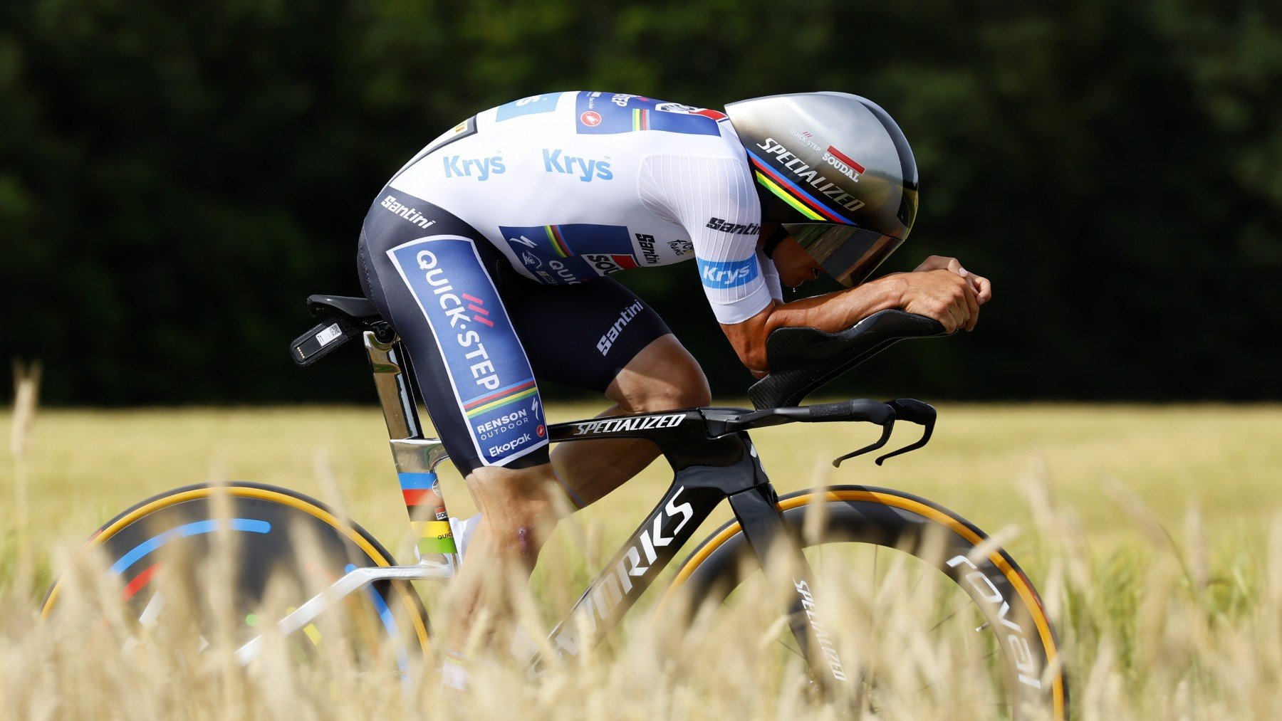 Remco Evenepoel se llevó la primera contrarreloj del Tour. (EFE)