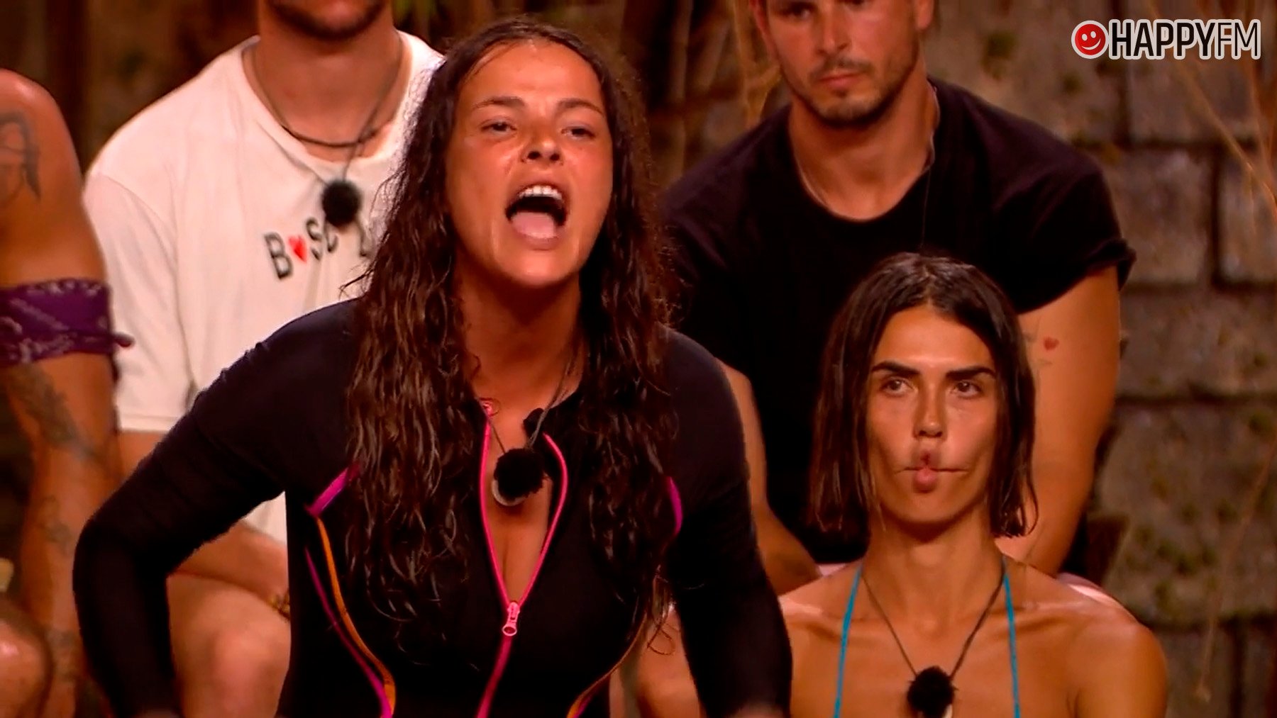 Marta Peñate y Sofía Suescun en la palapa de Supervivientes All Stars. (Mediaset)