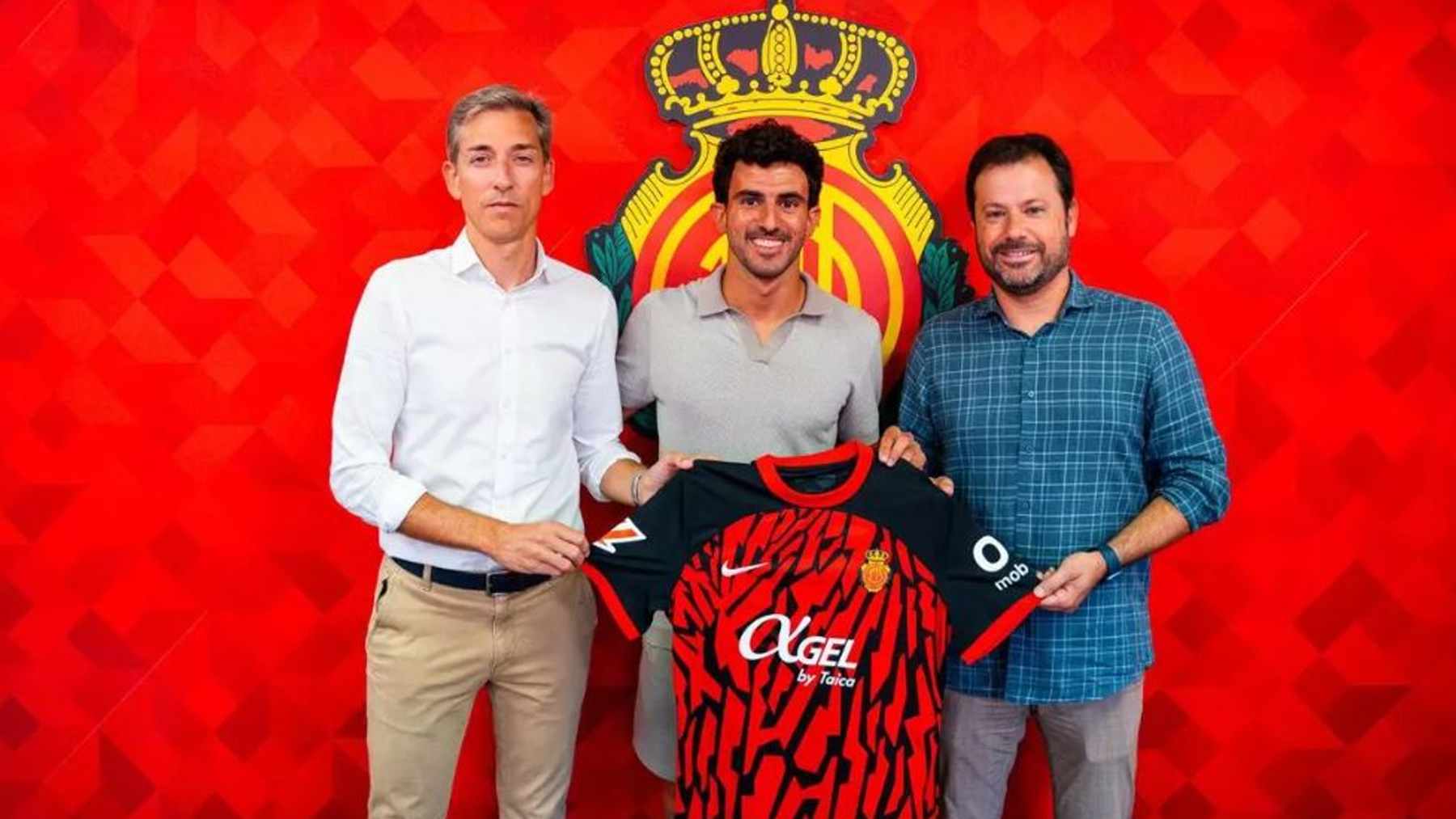 El joven ‘petrer’ Mateu Morey, primer fichaje del Mallorca.