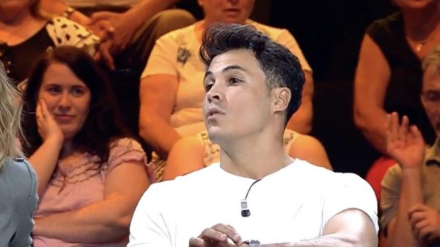 Kiko Jiménez hace estallar a Carmen Borrego en el plató de Supervivientes All Stars. (Mediaset)