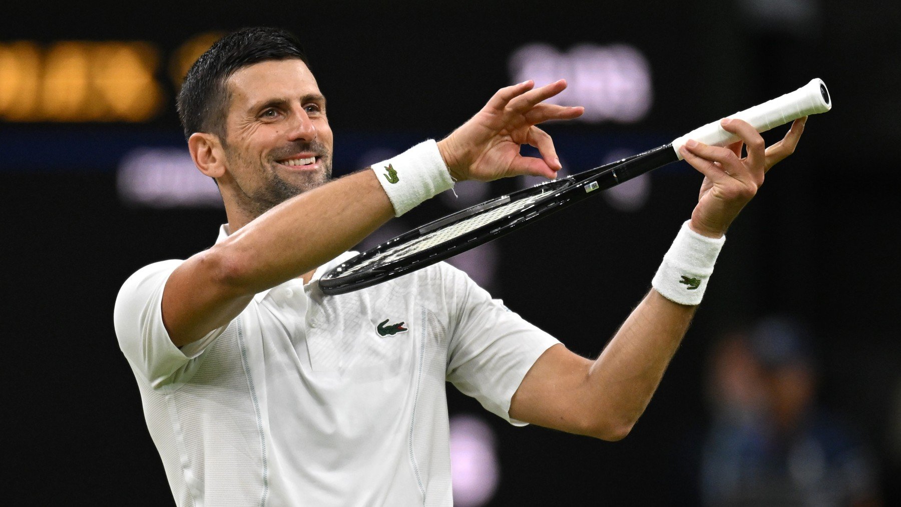 Novak Djokovic celebra su victoria. (Getty)