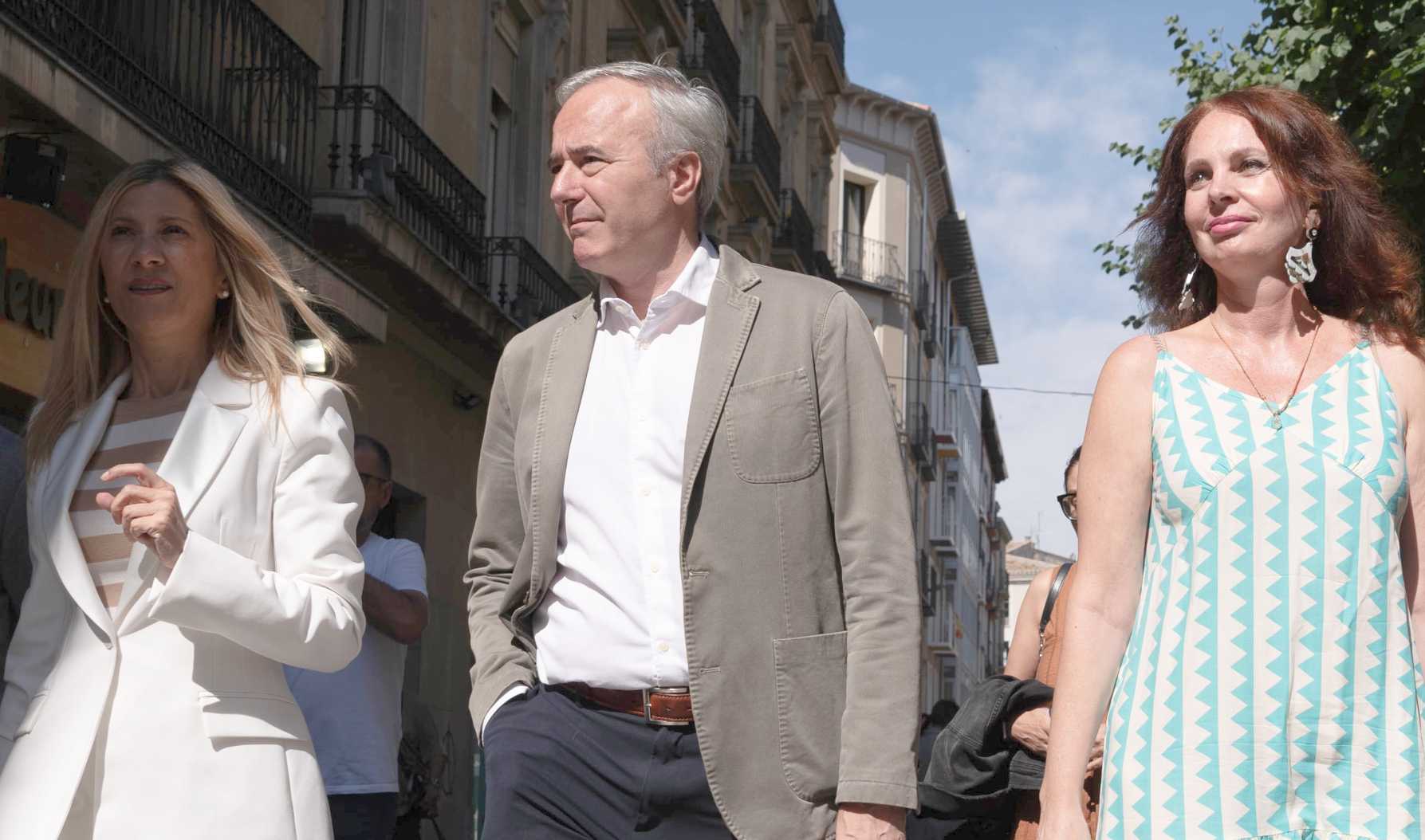 Mar Vaquero, Jorge Azcón y Carmen Herrarte.