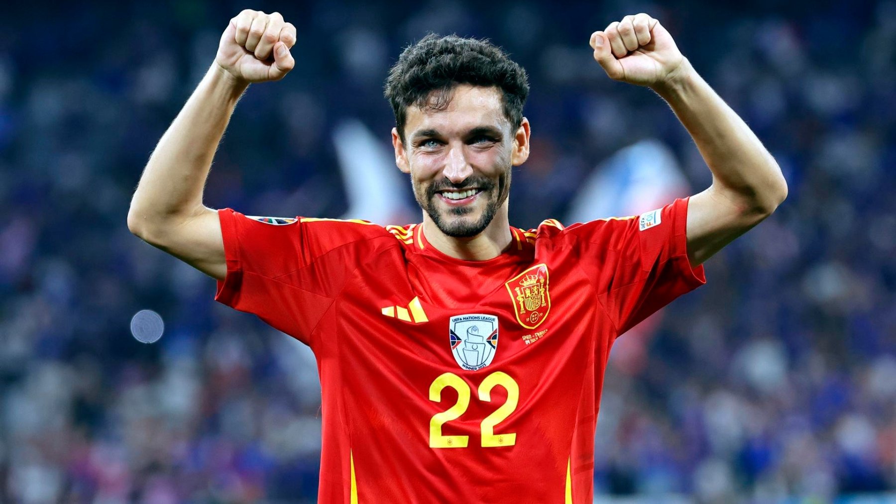 Jesús Navas celebra el pase a la final de la Eurocopa. (EFE)