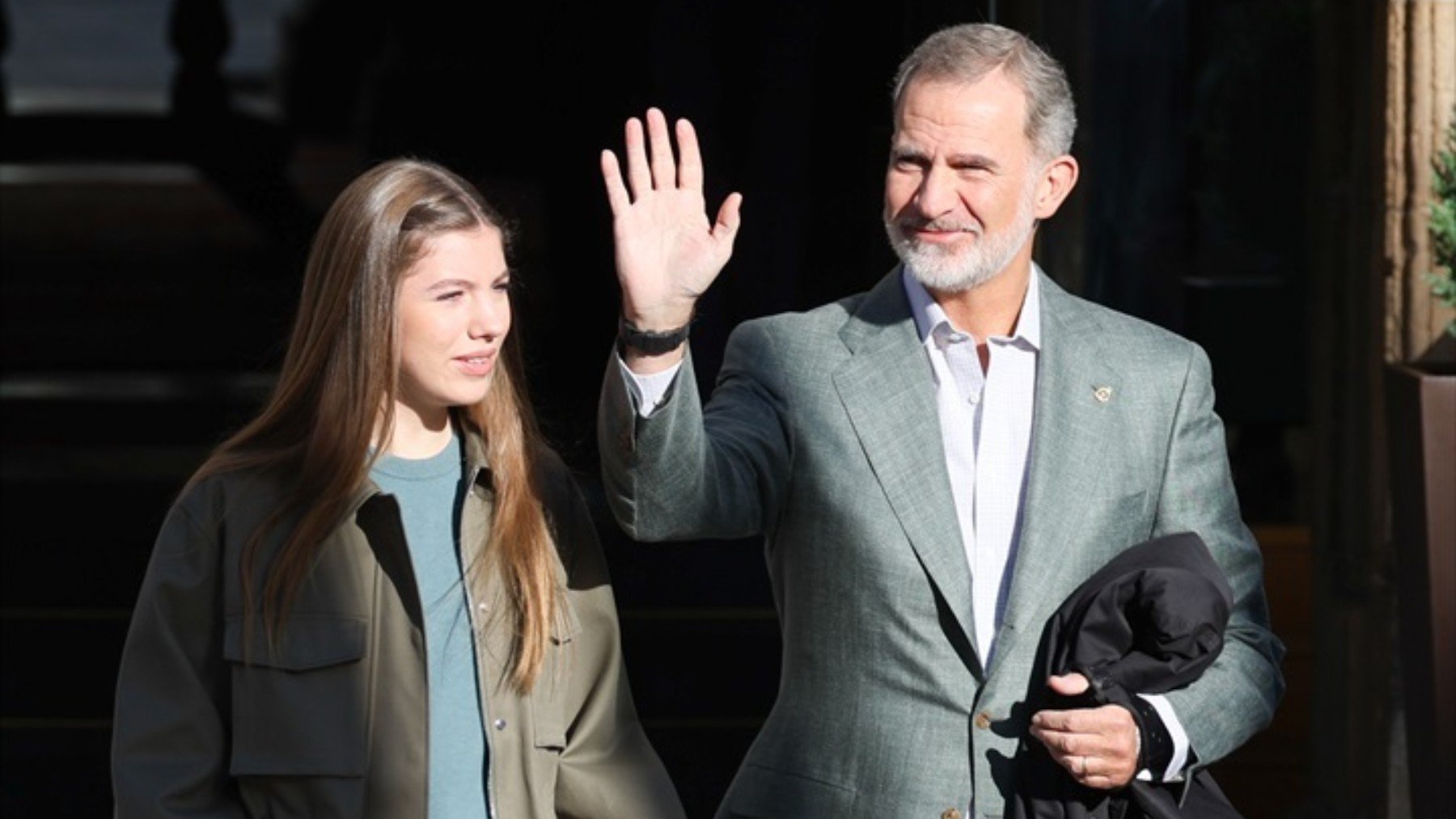 El Rey Felipe y su hija, la Infanta Sofía. (EP)