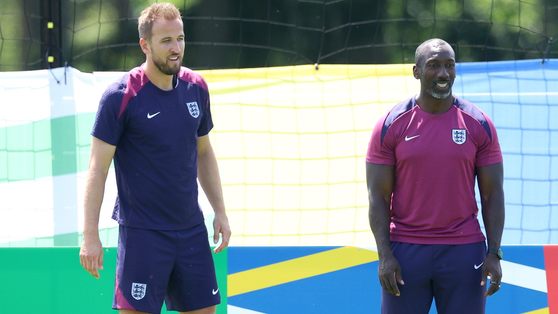 Hasselbaink junto a Kane. (Getty)