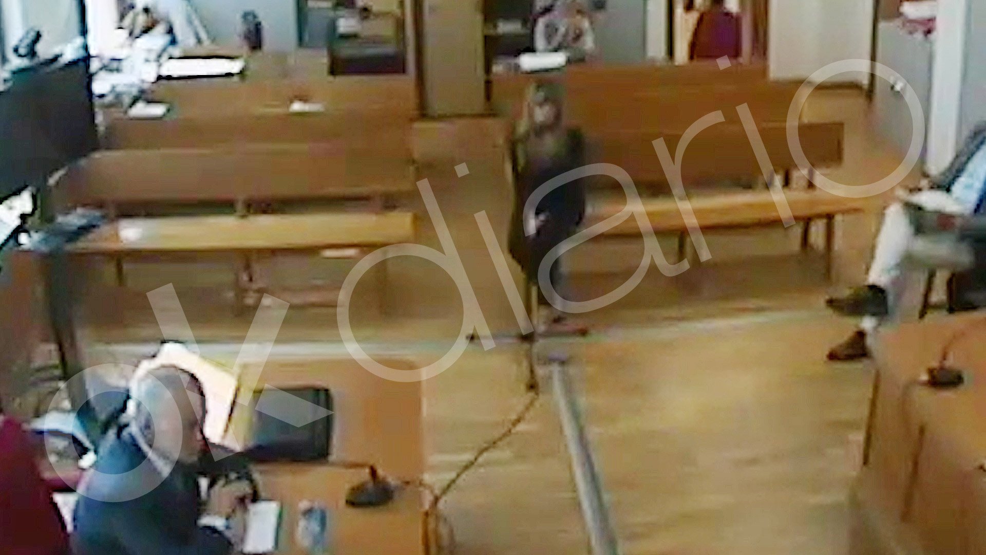 Begoña Gómez sentada en el banquillo de los acusados.