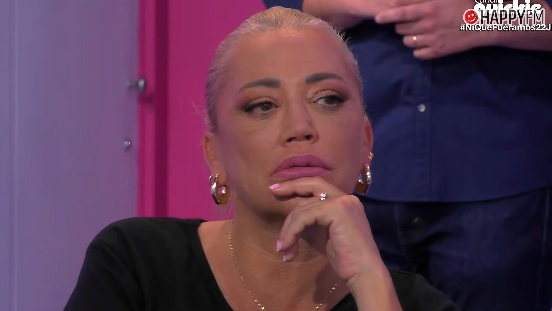 Belén Esteban acaba con los ojos llorosos tras su discusión con María Patiño en Ni que fuéramos. (Canal Quickie)