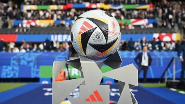 UEFA balón Eurocopa Oyarzabal