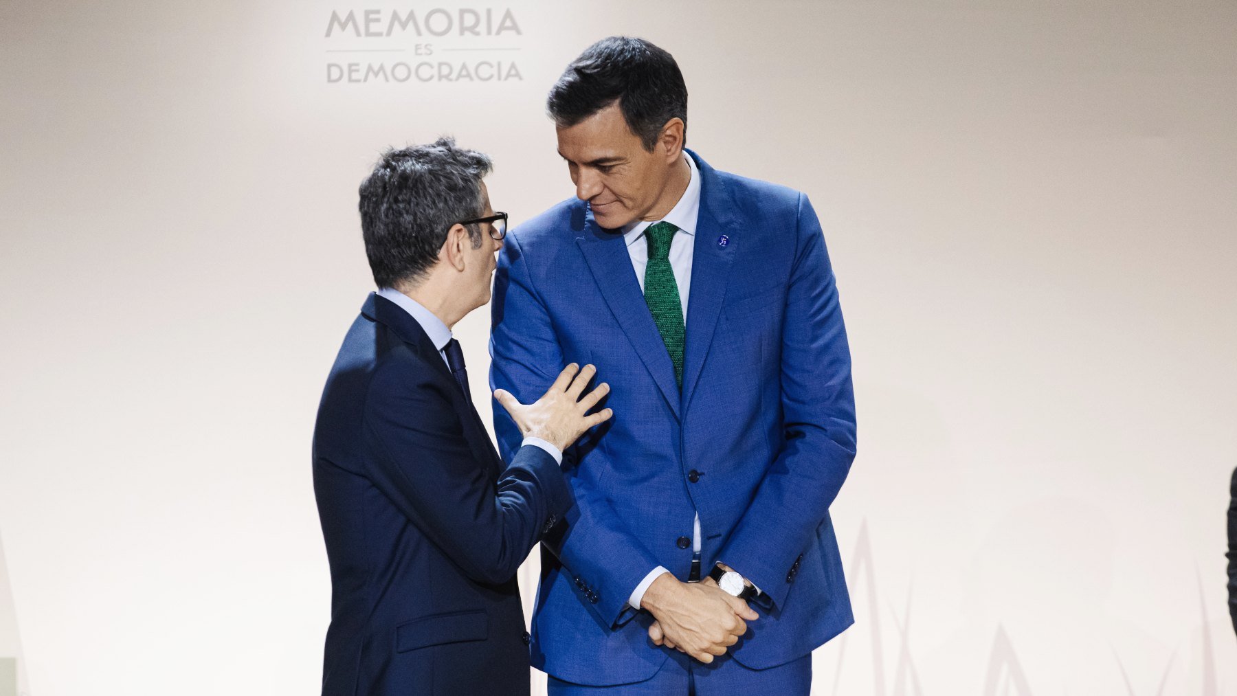 Félix Bolaños con Pedro Sánchez. (Foto: EP)