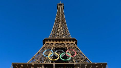 Torre Eiffel con el logo de los Juegos Olímpicos. (Foto: EP)