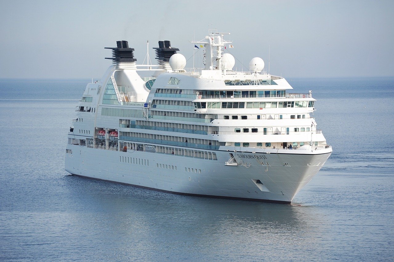 fotografía de un barco de crucero