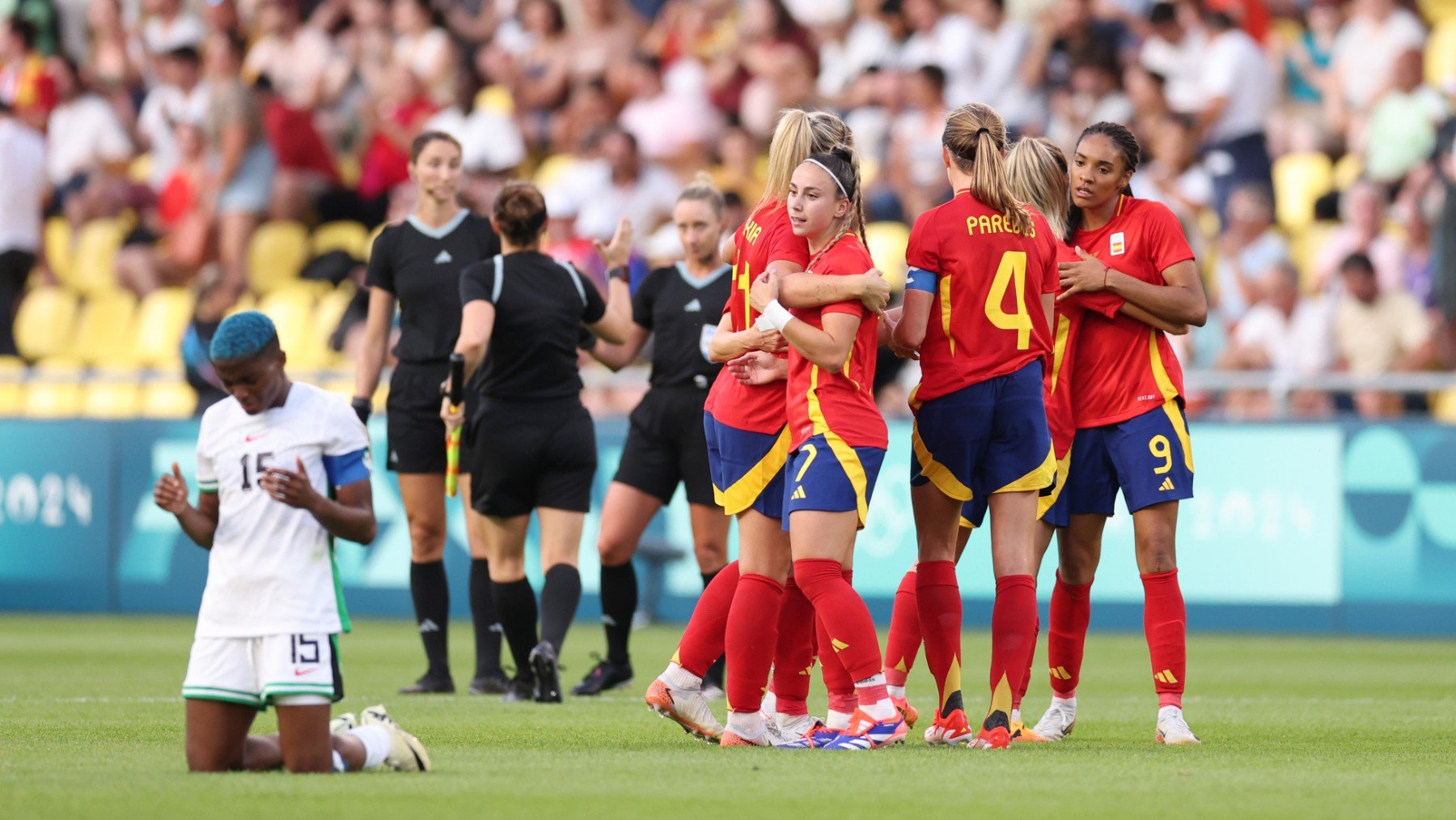 España celebra su gol contra Nigeria. (Getty)