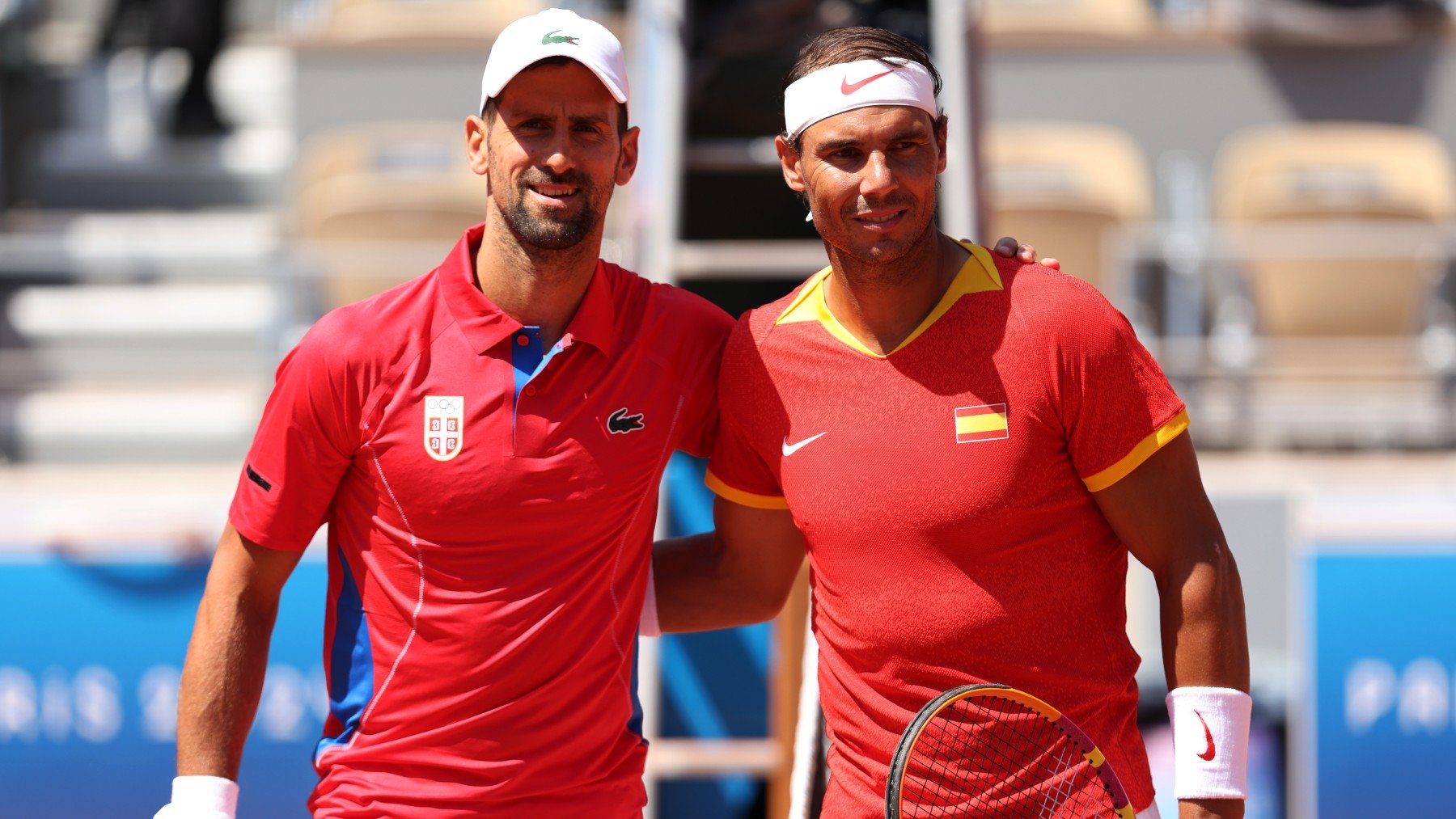 Rafa Nadal y Novak Djokovic, antes de comenzar su partido en París 2024. (Getty)