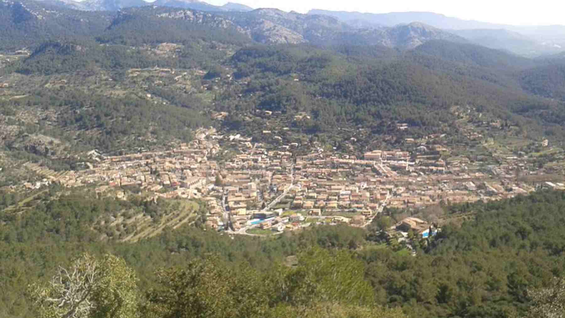 Imagen panorámica de la localidad mallorquina de Esporles.