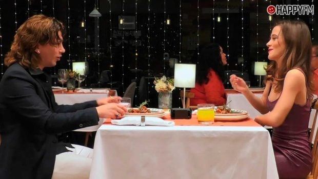 Rodrigo y Andrea en 'First Dates'. (Mediaset)