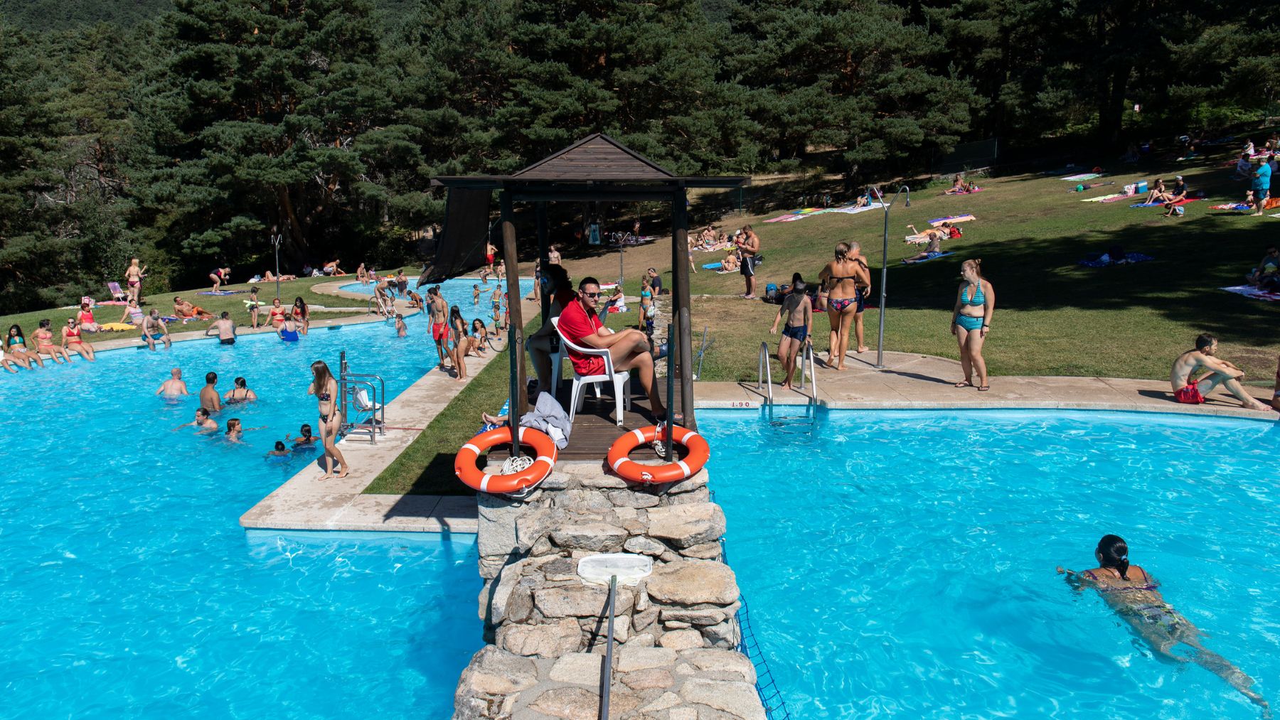 Piscina municipal de Las Berceas en Cercedilla. (Foto: EP)