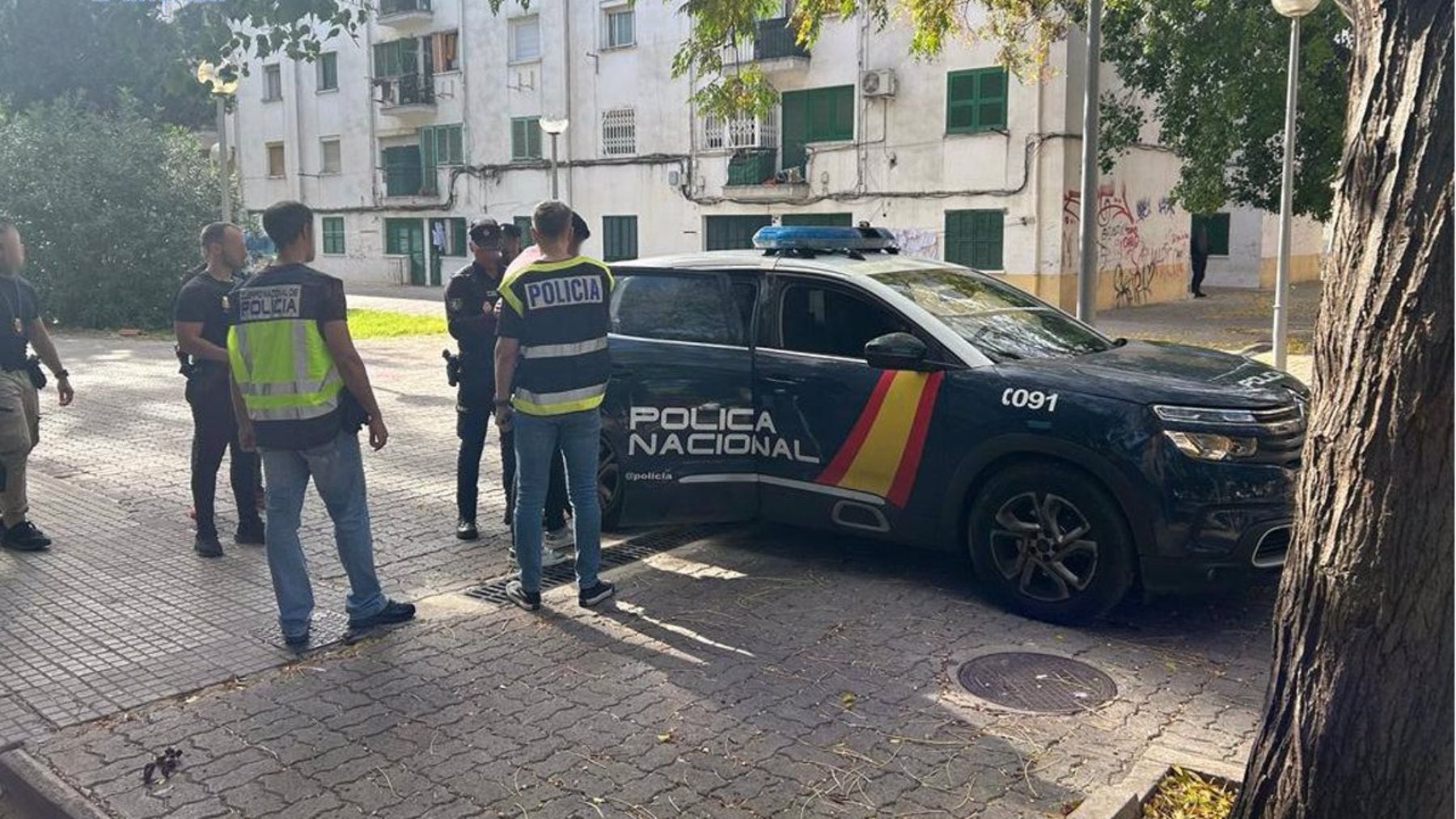 Intervención policial en el barrio de Son Gotleu de Palma.