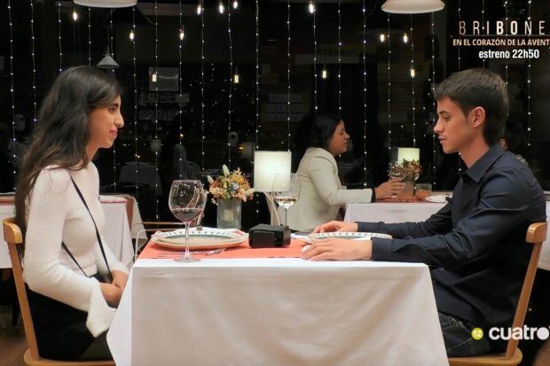 Mar&iacute;a y Diego en 'First Dates'. (Mediaset)