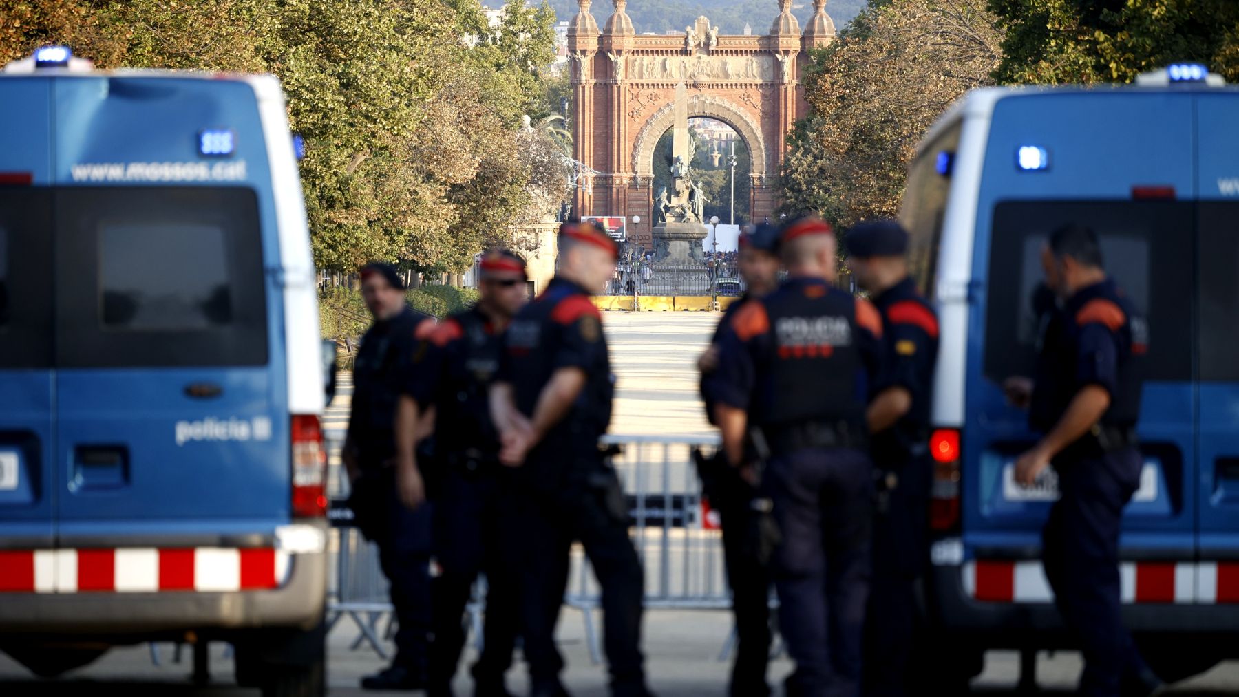 Operativo de los Mossos el día de la reaparición de Carles Puigdemont.