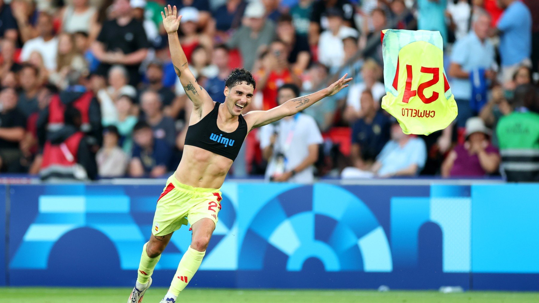 Sergio Camello celebra el segundo gol ante Francia. (Getty)