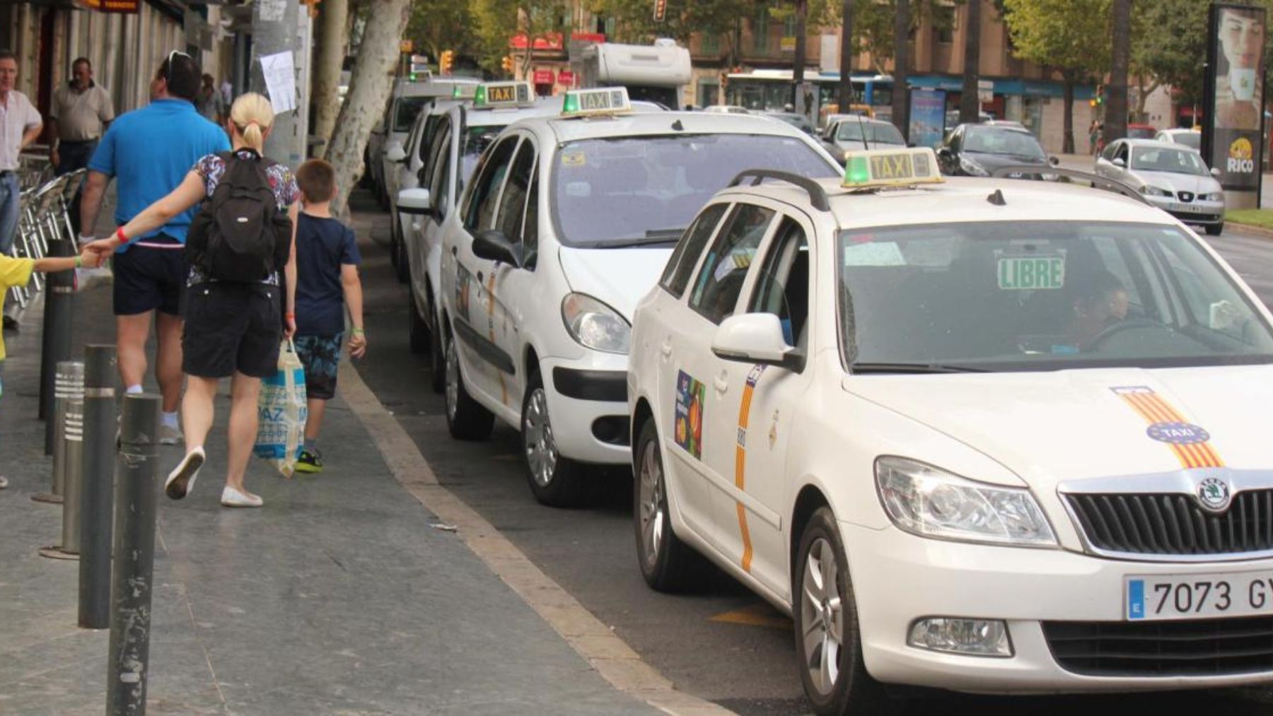 Taxis en el centro de Palma.