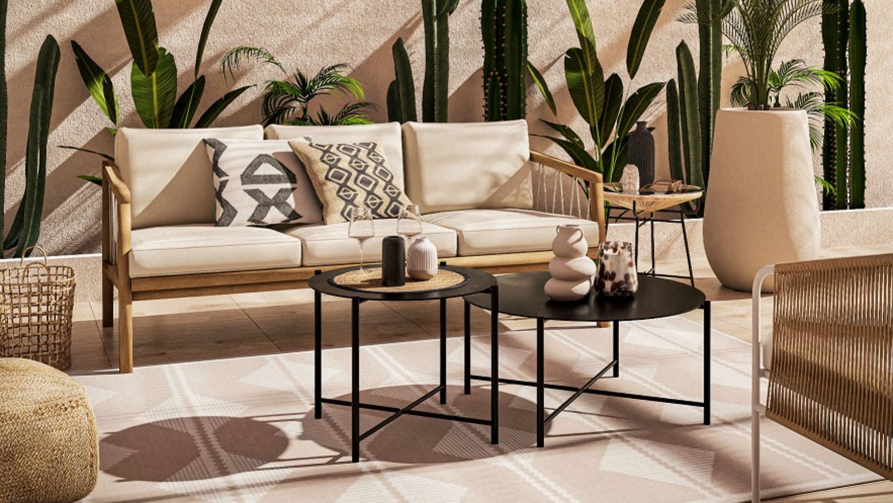 Terraza con productos Maisons Du Monde.