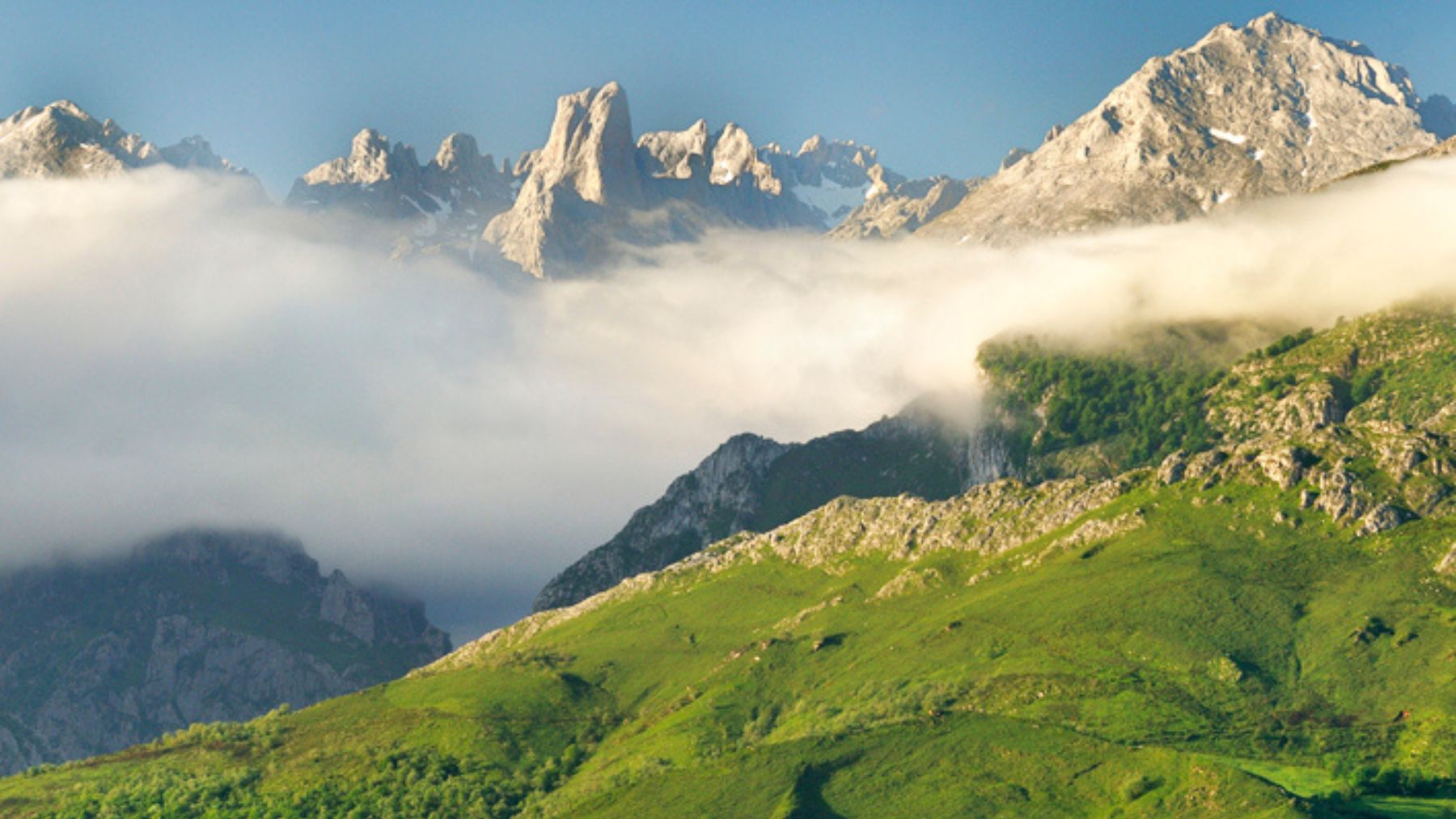 Descubre esta espectacular ruta de senderismo en Asturias. Foto: Turismo de Asturias