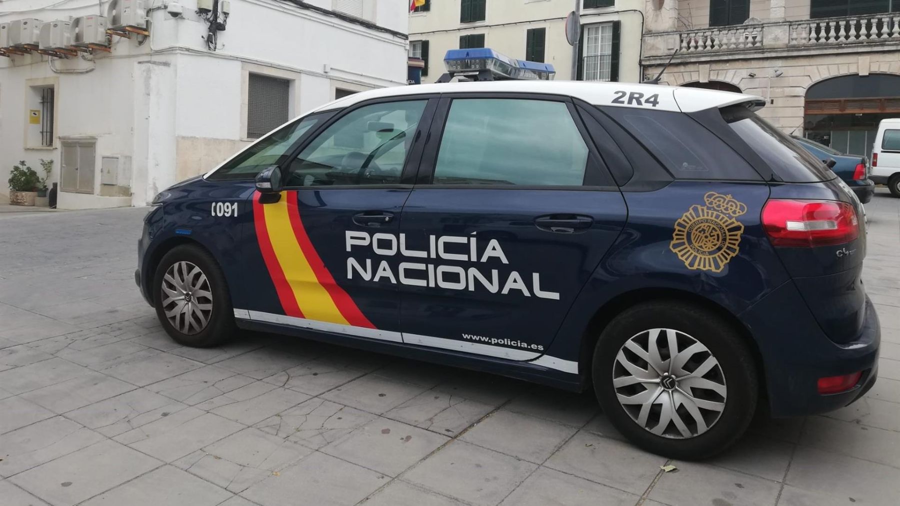 Coche de Policía en Mahón (Europa Press).