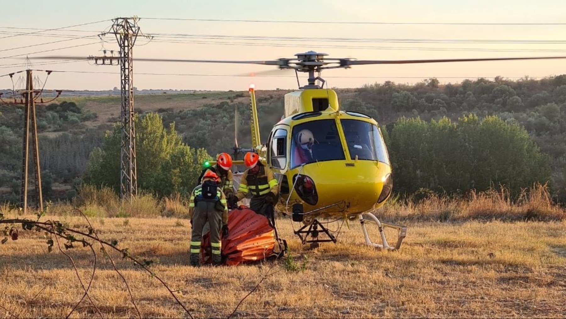 Un helicóptero del INFOEX.