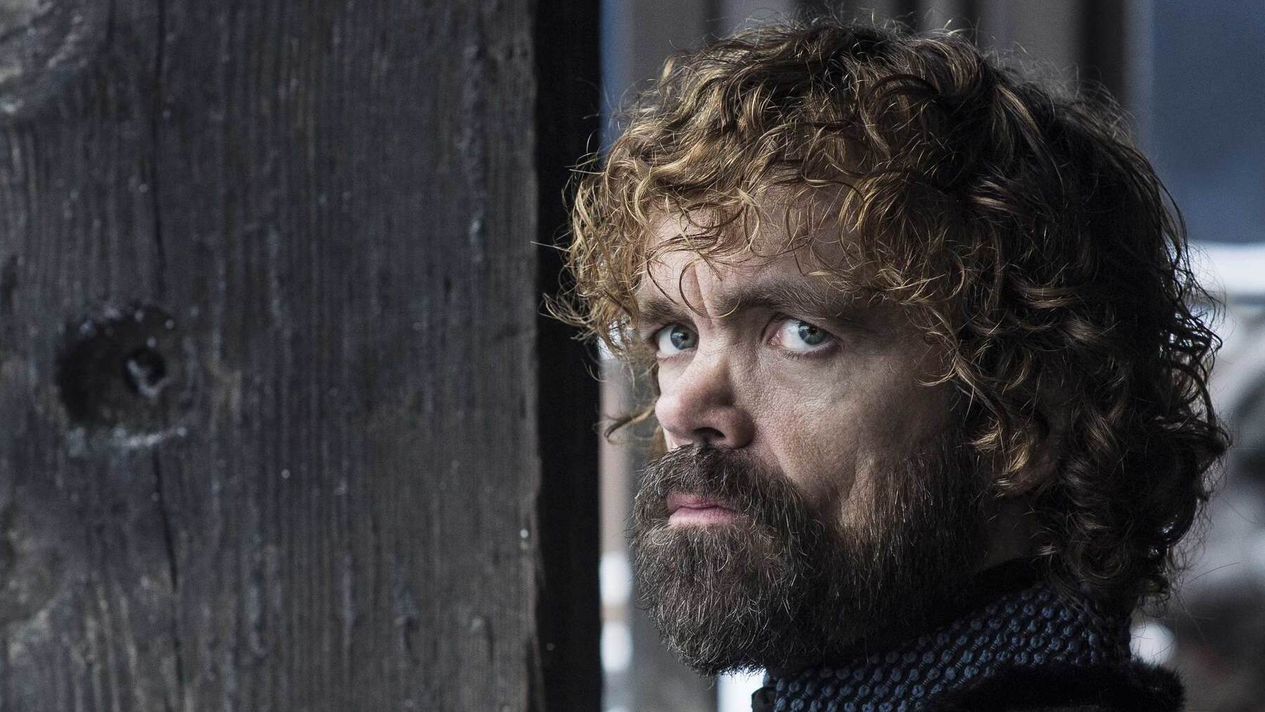 Peter Dinklage interpretando a Tyrion Lannister.