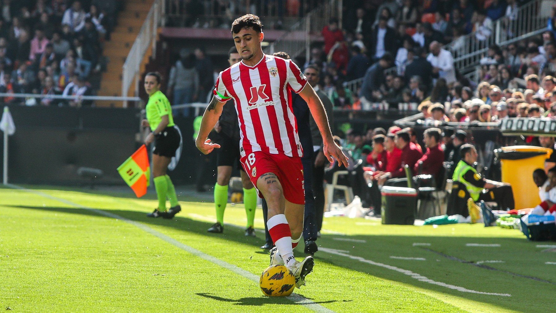 Marc Pubill durante un partido con el Almería la pasada temporada. (Europa Press)