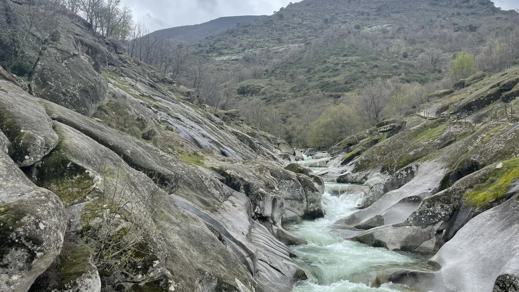 Ésta es la impresionante ruta por la que pasó Carlos V de camino a su retiro. Foto: All Trails / Samuel Ikoma