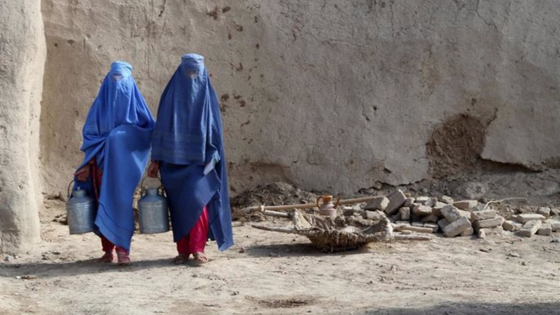 Mujeres afganas con la hiyab. (Foto: EP)