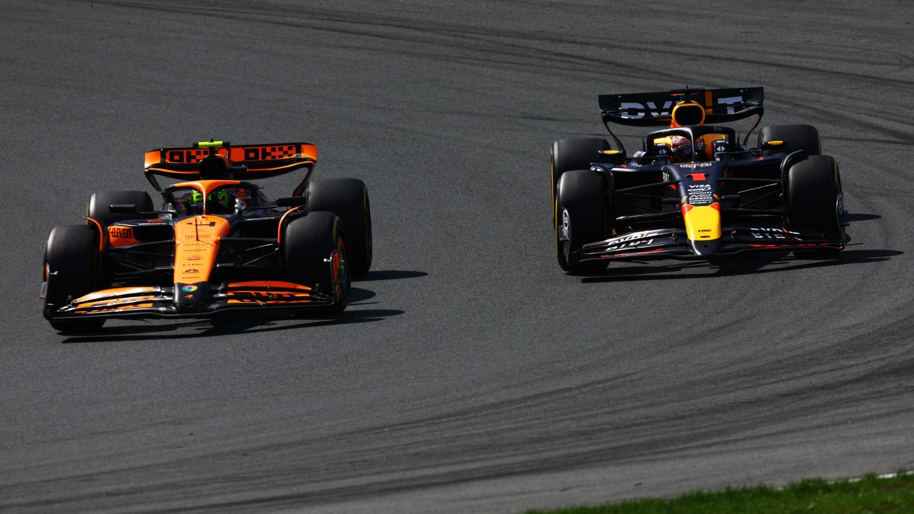 Sigue en directo la carrera de Monza, otro capítulo más de la batalla entre Norris y Verstappen. (Getty)