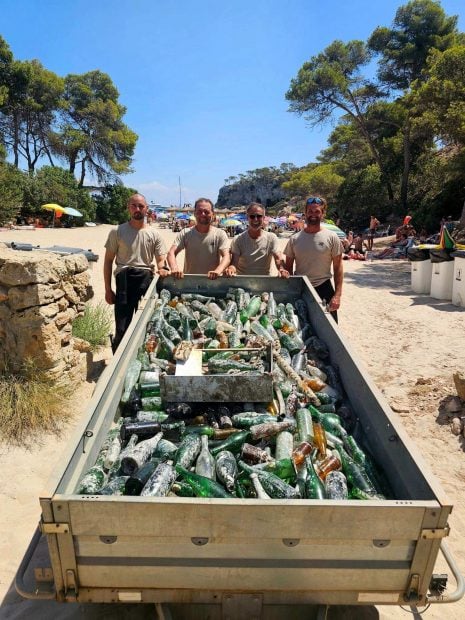 REcogida botellas champán Mallorca