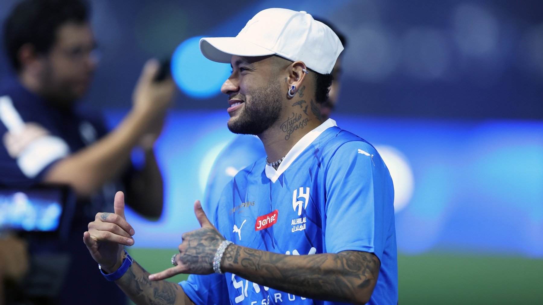 Neymar vistiendo los colores del Al-Hilal. (Getty)