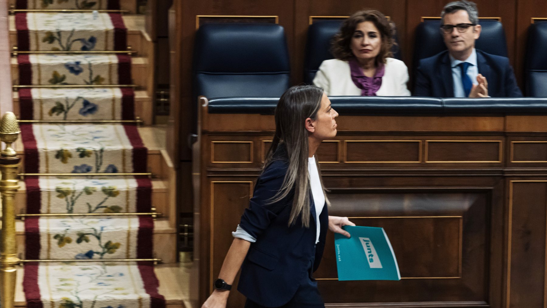 Miriam Nogueras (Junts) junto a los ministros Montero y Bolaños. (Foto: EP)