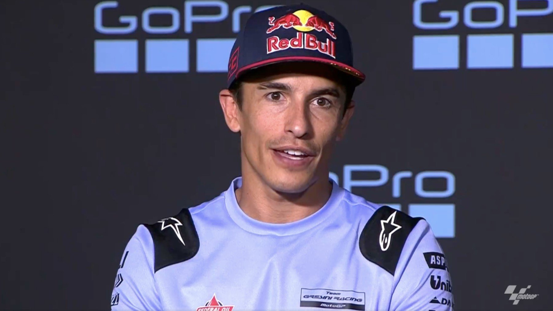 Marc Márquez durante la rueda de prensa previa al GP de Aragón de MotoGP. (Captura de pantalla)