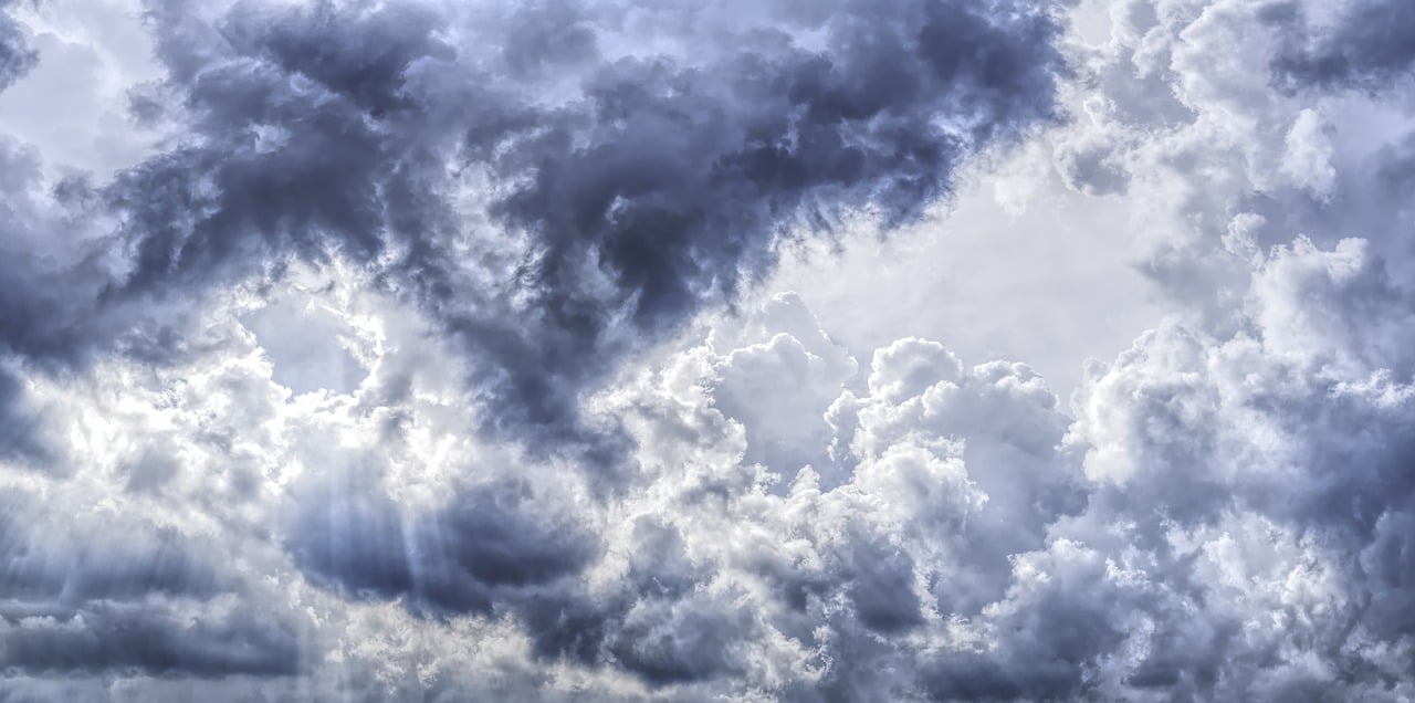 nubes en el cielo