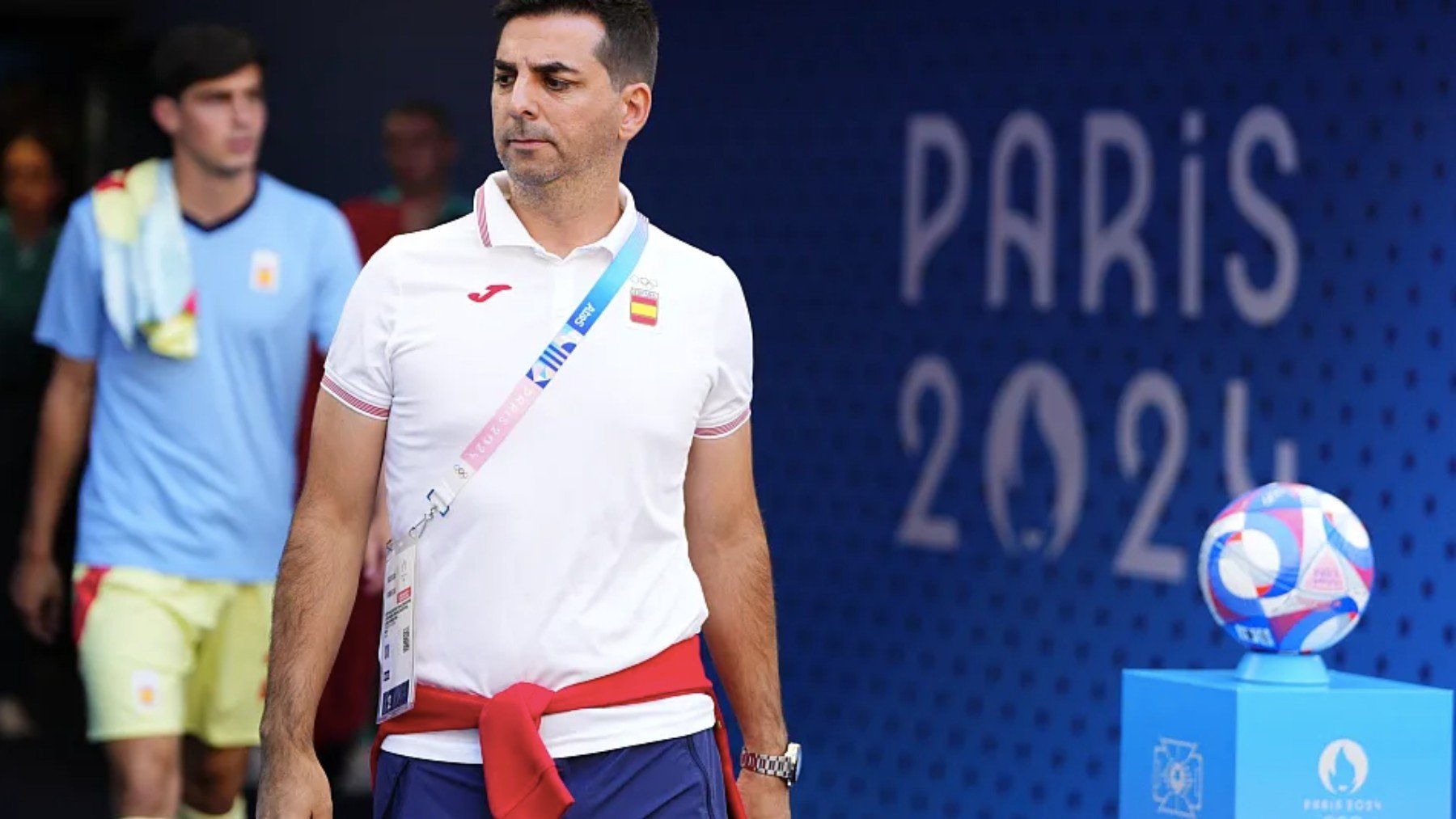 Francis Hernández junto a la selección olímpica. (RFEF)