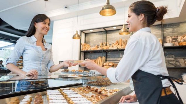 Adiós a panaderías y peluquerías: la reducción de jornada amenaza el pequeño comercio